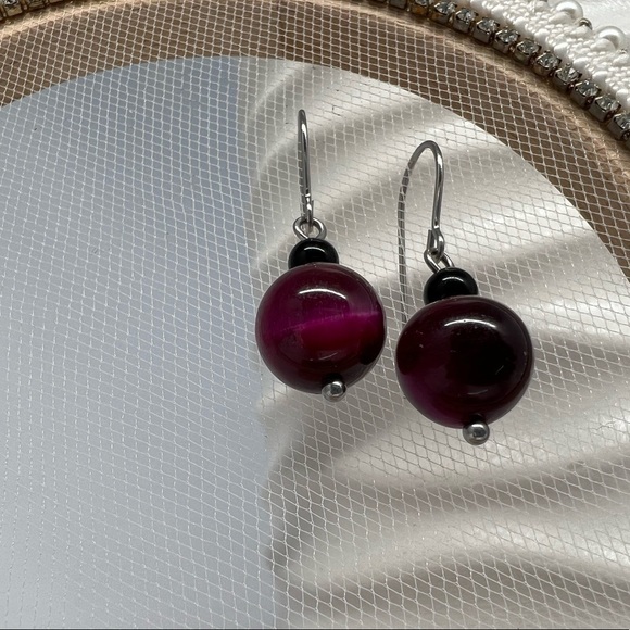 RASPBERRY Wine Tiger Eye Beaded Earrings - Picture 2 of 9